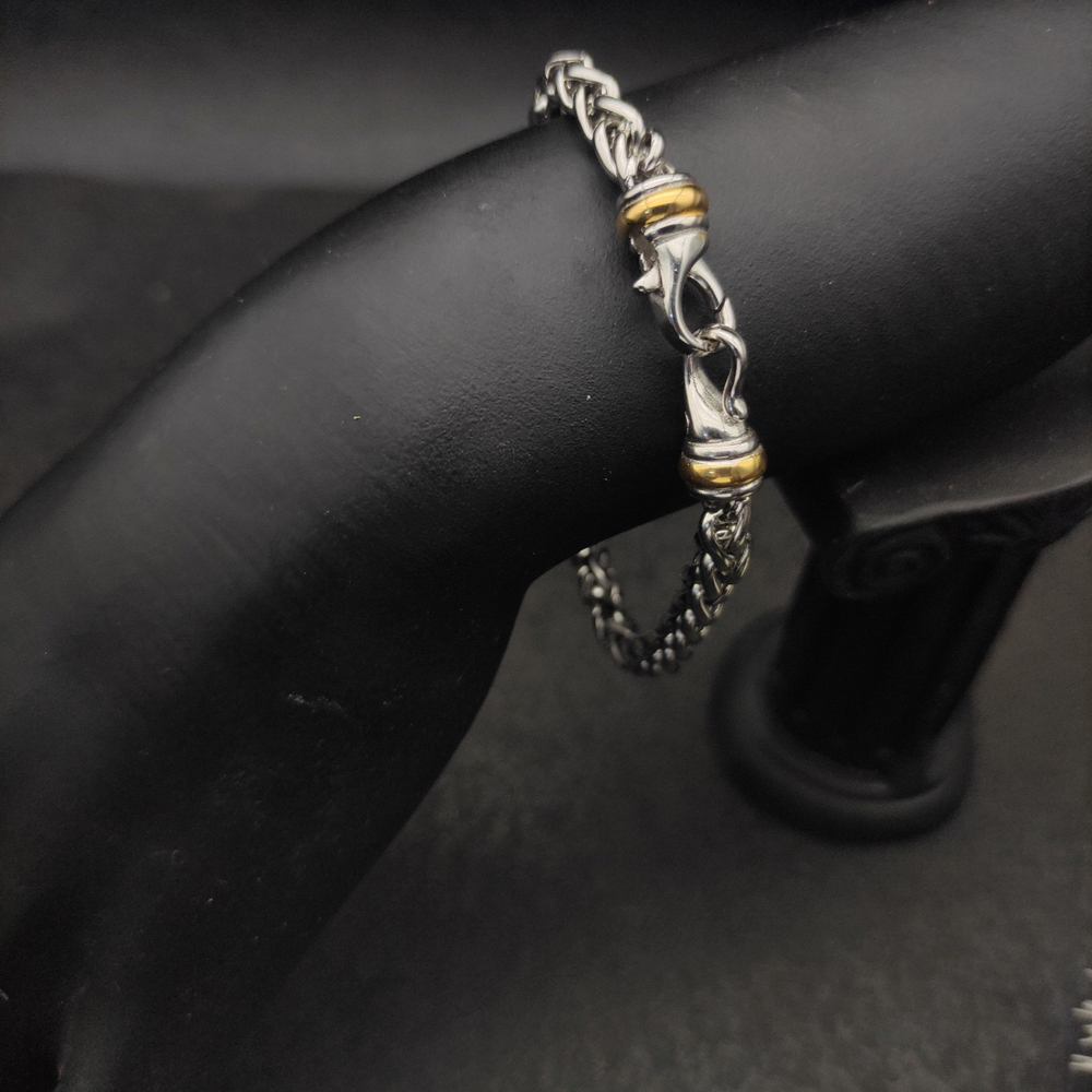 David Yurman 6mm Two-tone Hook Bracelet - Picture 9 of 9